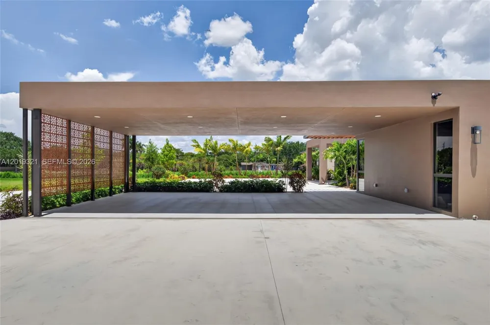 5500 SW 148th Ave Southwest Ranches, FL 33330