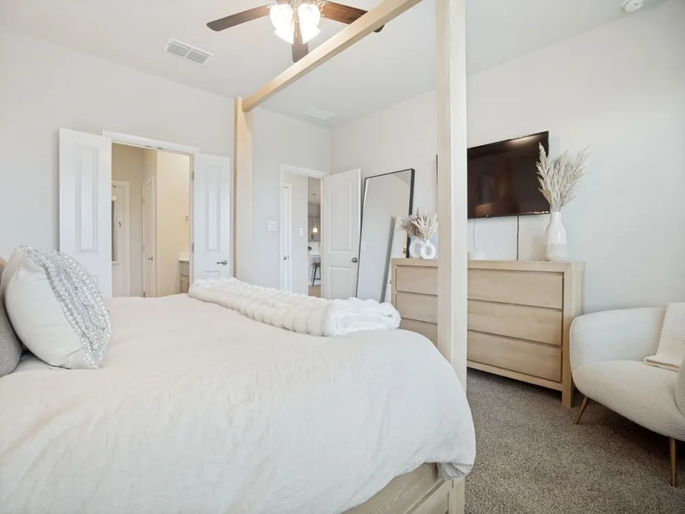 1612 Reed Drive Krum, TX 76249