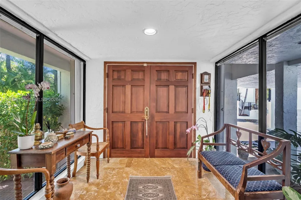 209 E Enid Dr #36 Key Biscayne, FL 33149