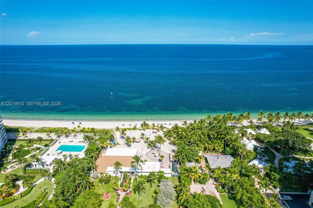 209 E Enid Dr #36 Key Biscayne, FL 33149