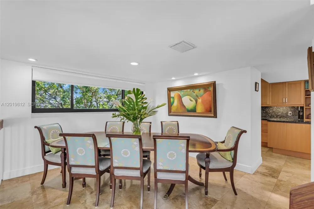 209 E Enid Dr #36 Key Biscayne, FL 33149