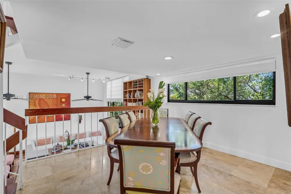209 E Enid Dr #36 Key Biscayne, FL 33149