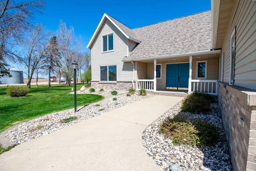 23877 County Road 21 Elbow Lake, MN 56531
