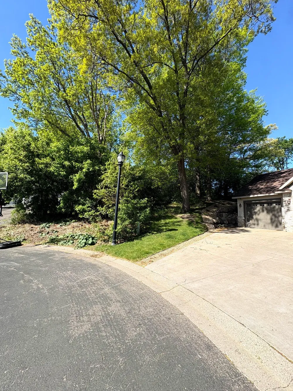2051 Wilson Avenue South Saint Paul, MN 55075