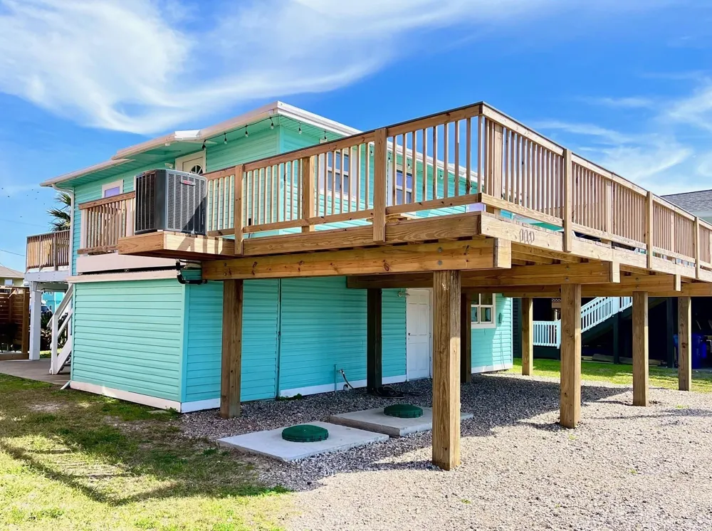 110 Ocean Avenue Surfside Beach, TX 77541