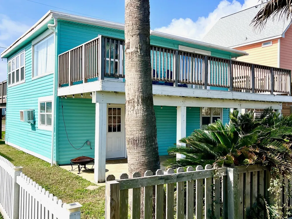 110 Ocean Avenue Surfside Beach, TX 77541