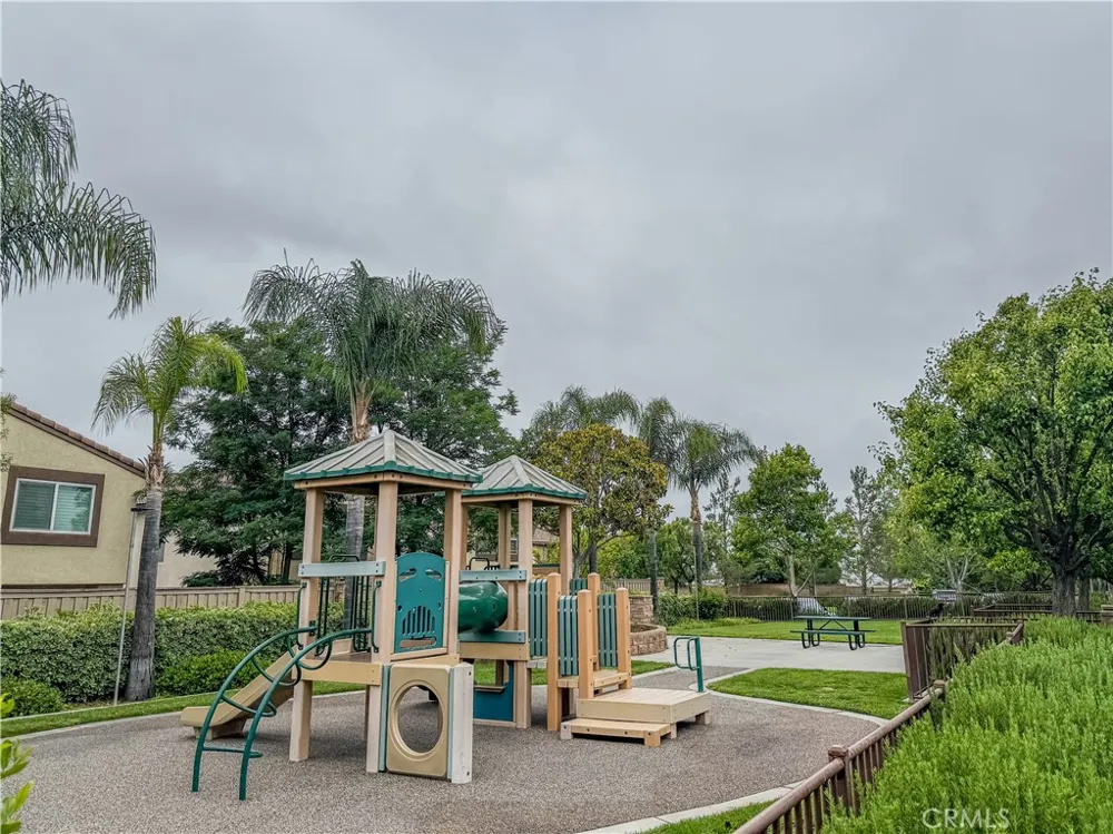 25176 Crest Haven #2 Murrieta, CA 92562