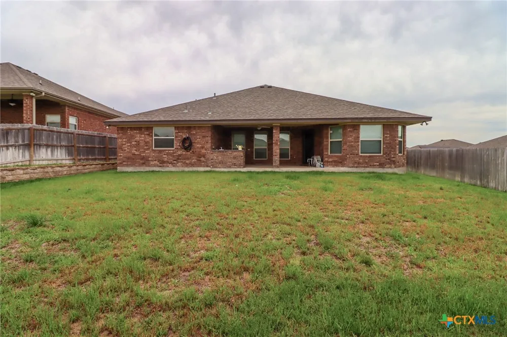 8107 Preston Hollow Drive Killeen, TX 76542
