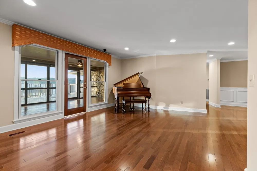 4919 Bal Harbor Circle Chattanooga, TN 37416