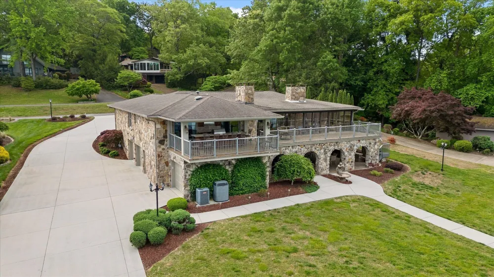 4919 Bal Harbor Circle Chattanooga, TN 37416