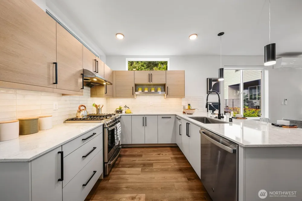 114 NE 180th Street #D Shoreline, WA 98155