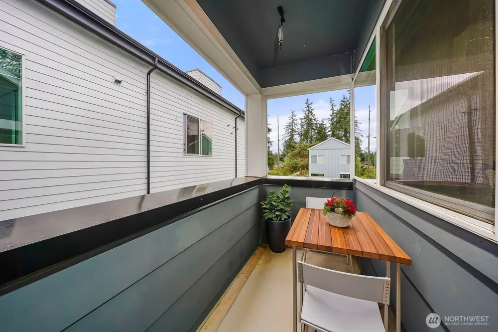 114 NE 180th Street #D Shoreline, WA 98155
