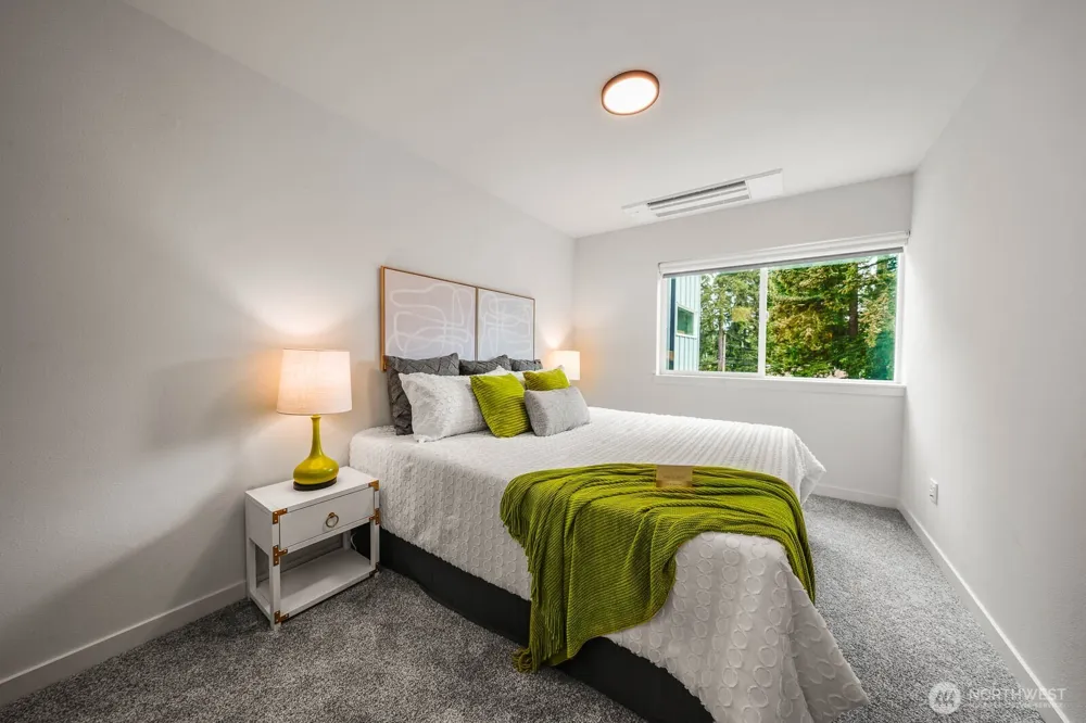 114 NE 180th Street #D Shoreline, WA 98155
