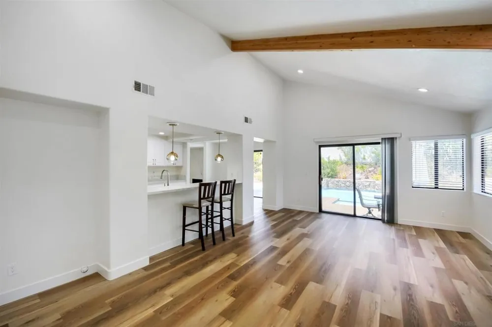 5687 Menorca Dr San Diego, CA 92124