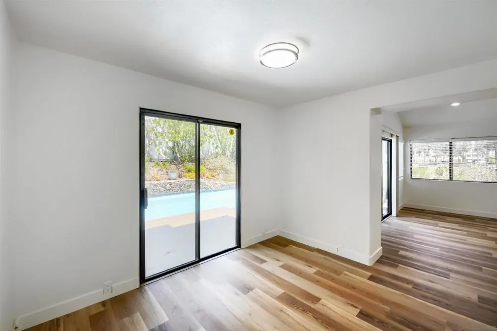 5687 Menorca Dr San Diego, CA 92124