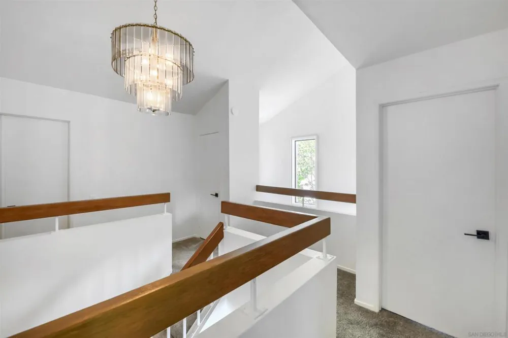5687 Menorca Dr San Diego, CA 92124