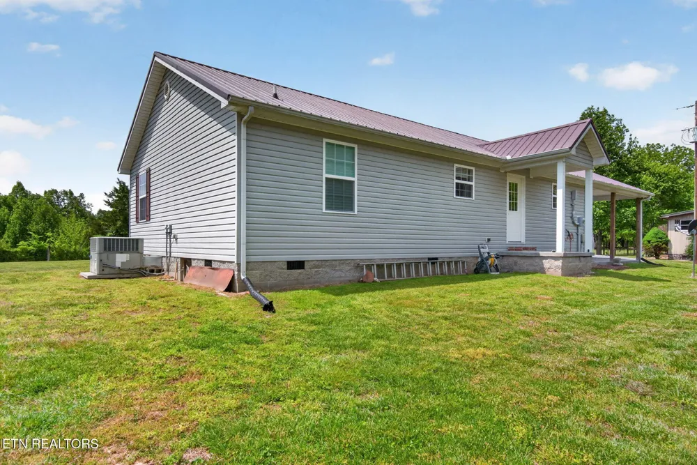 259 Freewill Ridge Rd Gainesboro, TN 38562