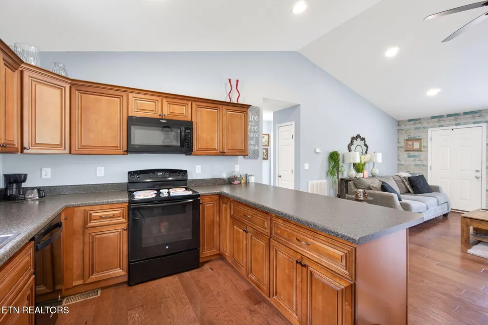 259 Freewill Ridge Rd Gainesboro, TN 38562