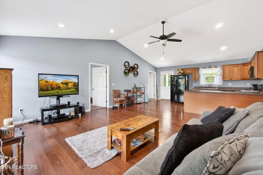 259 Freewill Ridge Rd Gainesboro, TN 38562