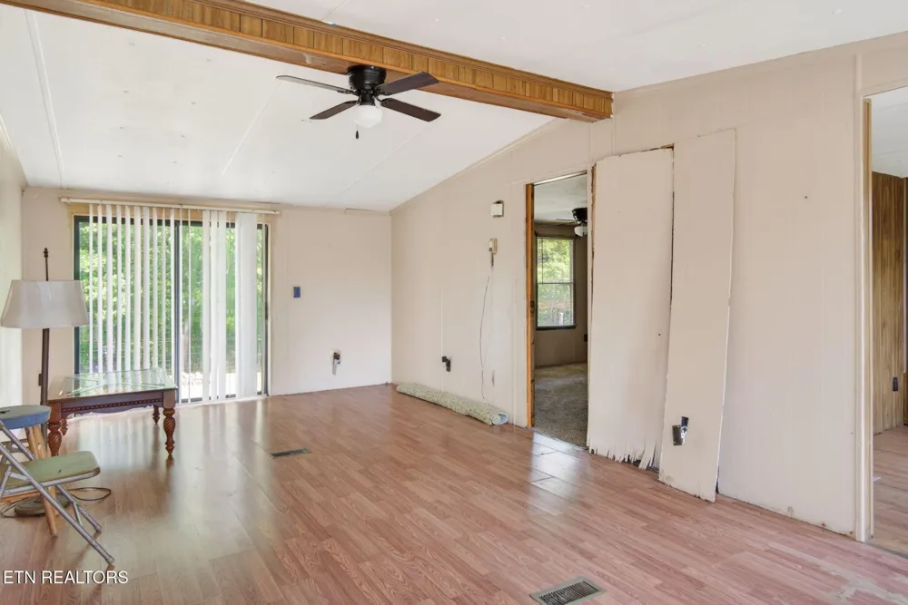 259 Freewill Ridge Rd Gainesboro, TN 38562