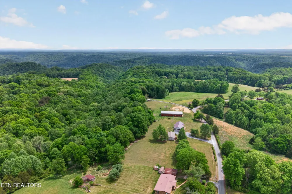259 Freewill Ridge Rd Gainesboro, TN 38562