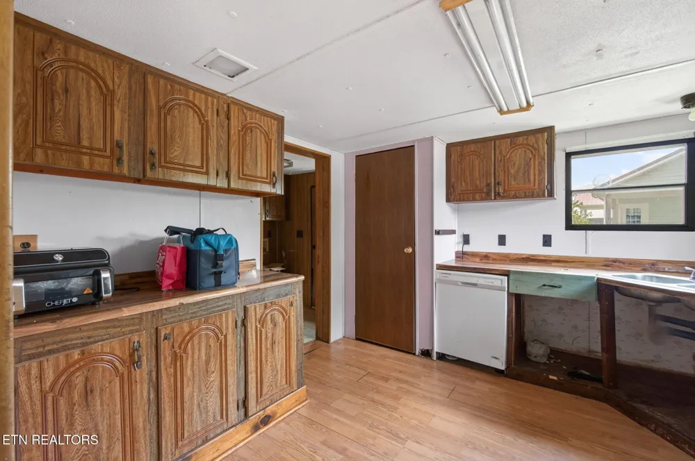 259 Freewill Ridge Rd Gainesboro, TN 38562