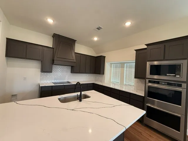 819 Beverly Drive Grapevine, TX 76051