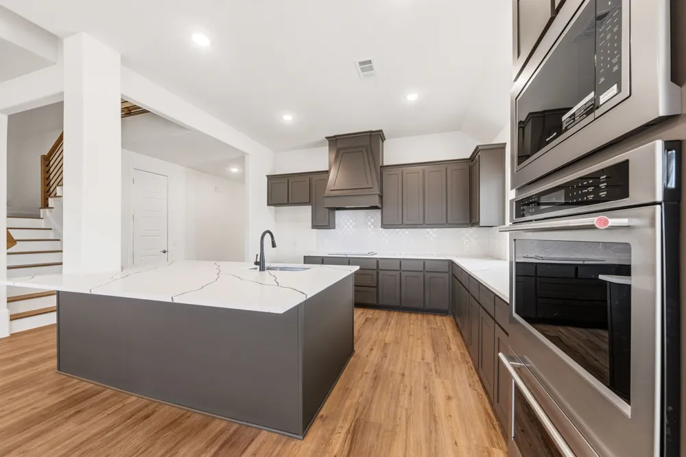 819 Beverly Drive Grapevine, TX 76051