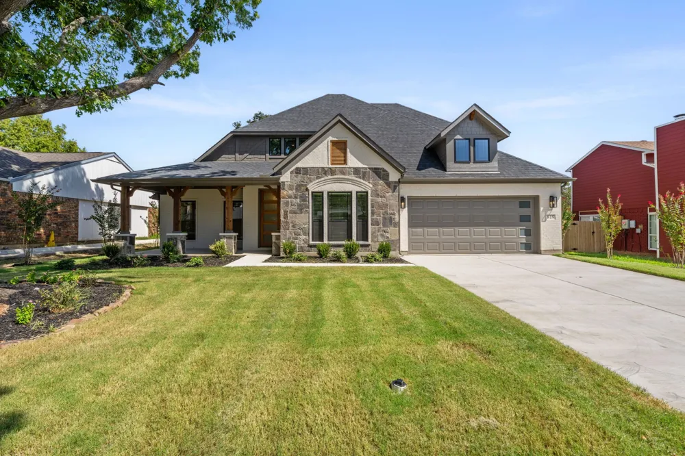 819 Beverly Drive Grapevine, TX 76051
