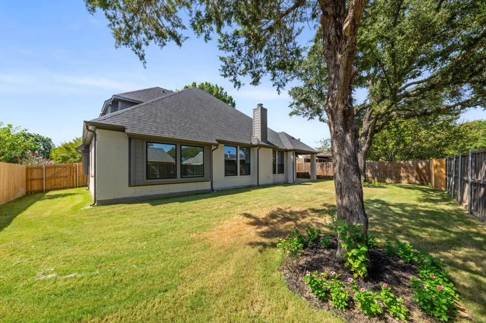 819 Beverly Drive Grapevine, TX 76051