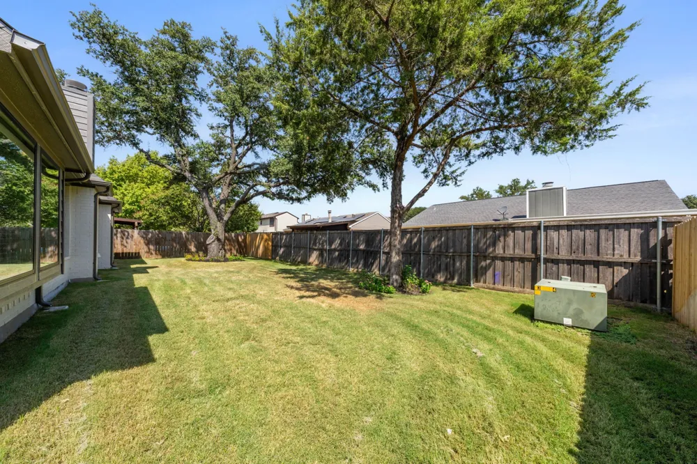 819 Beverly Drive Grapevine, TX 76051