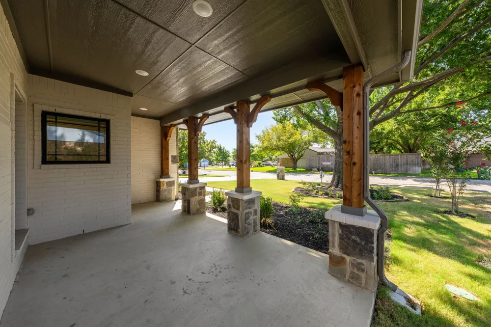 819 Beverly Drive Grapevine, TX 76051