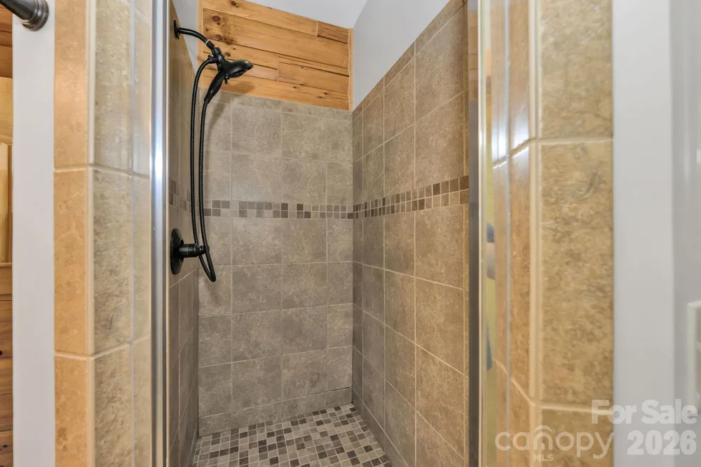 318 Heron Point Drive Wilkesboro, NC 28697
