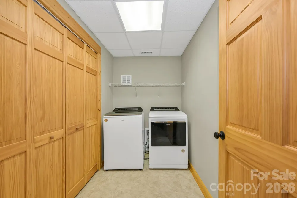 318 Heron Point Drive Wilkesboro, NC 28697