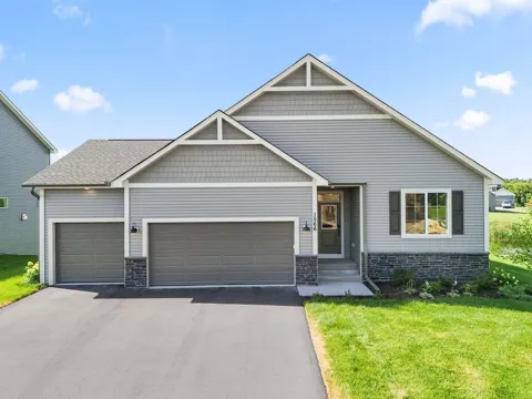 1566 Applegate Road