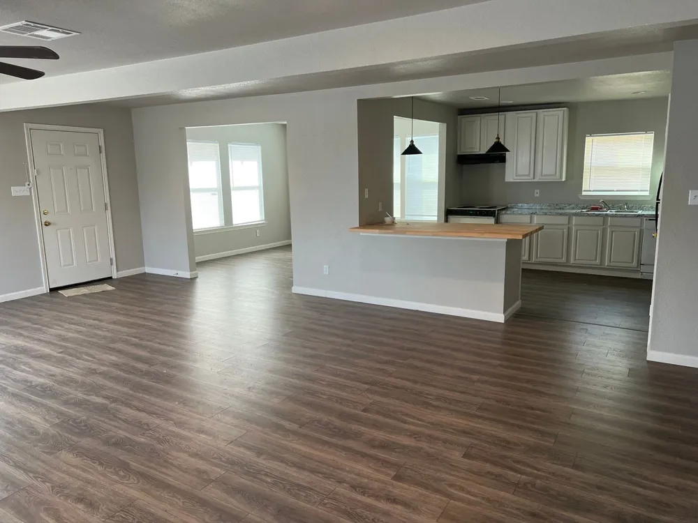 500 W Parkway Street #2 Denton, TX 76201
