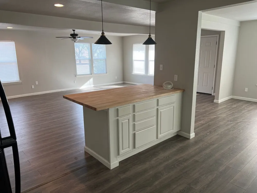 500 W Parkway Street #2 Denton, TX 76201