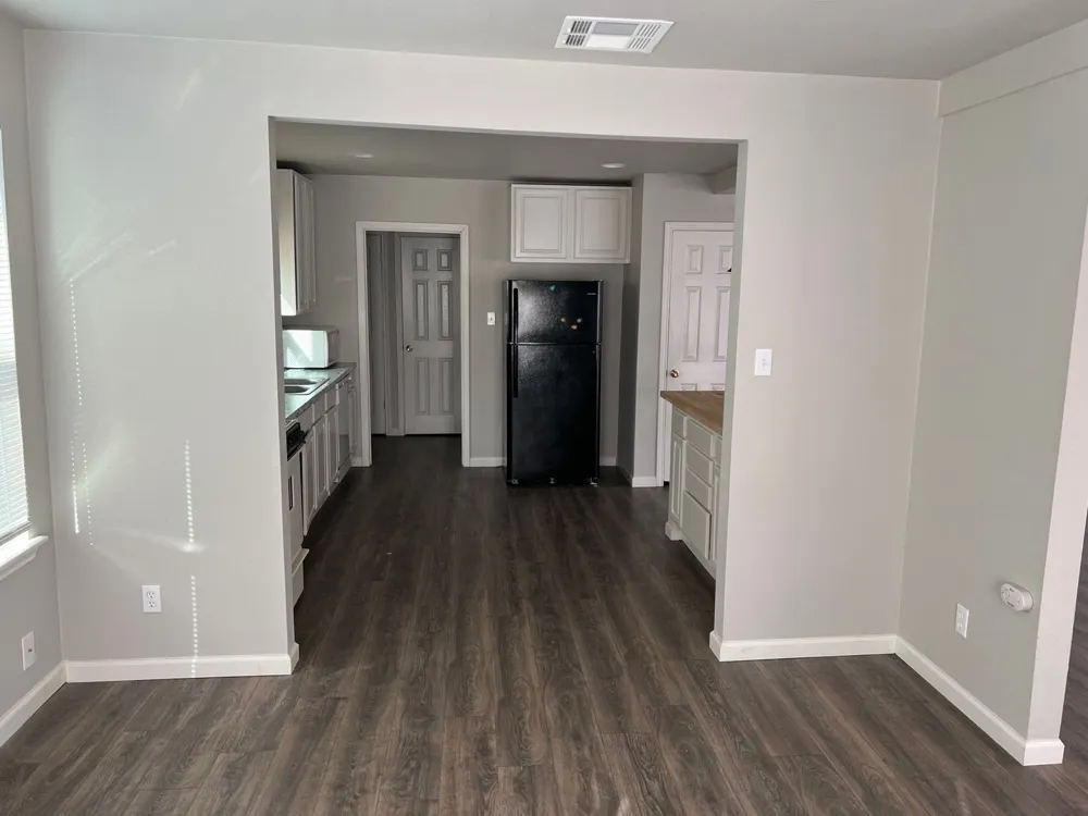 500 W Parkway Street #2 Denton, TX 76201