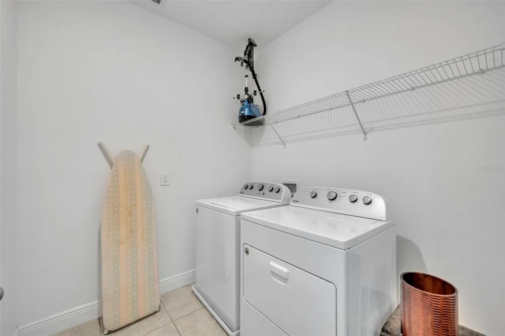 1351 MERRYDALE WAY Winter Park, FL 32792