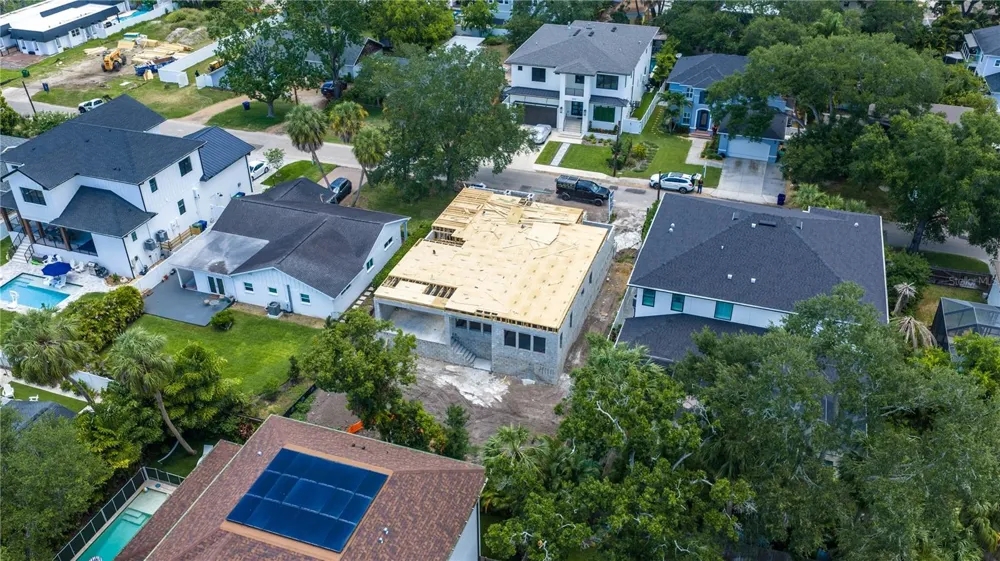 4506 W MELROSE AVENUE Tampa, FL 33629
