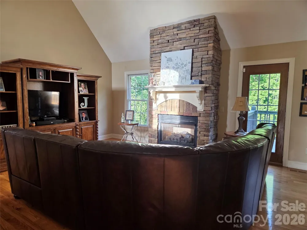 5510 Land Harbour Drive Granite Falls, NC 28630