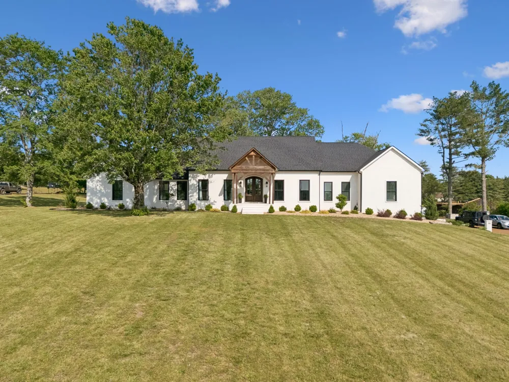 418 Rutherford Ln Columbia, TN 38401