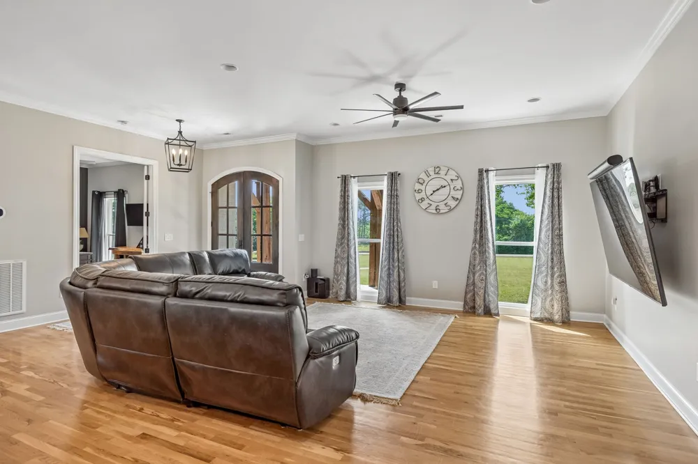 418 Rutherford Ln Columbia, TN 38401