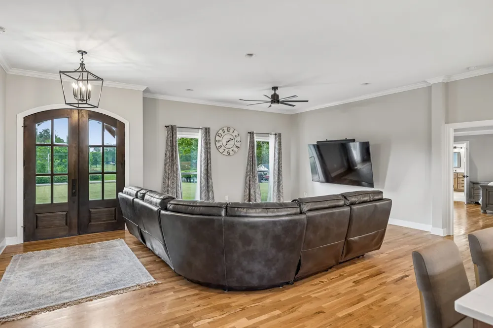 418 Rutherford Ln Columbia, TN 38401