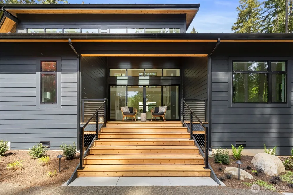 13982 13970 Manzanita Road NE Bainbridge Island, WA 98110