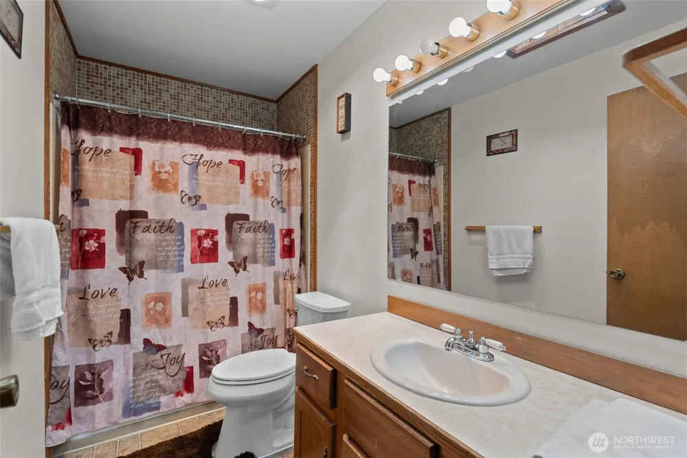 113 E Center Street #A3 Chelan, WA 98816