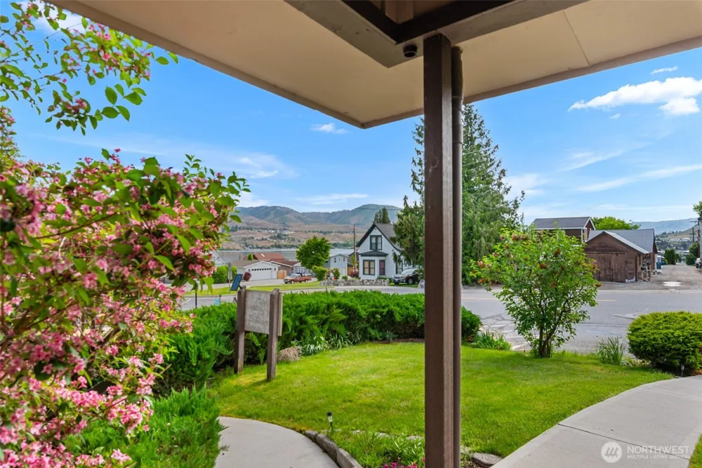 113 E Center Street #A3 Chelan, WA 98816