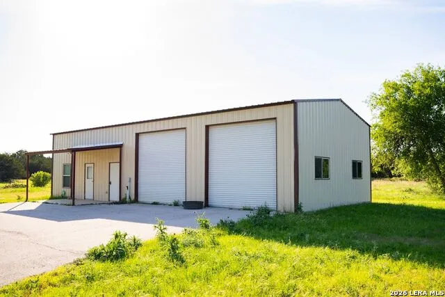 3584 Privilege Creek Road Bandera, TX 78063