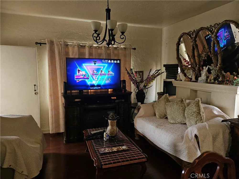 6519 Middleton Street Huntington Park, CA 90255
