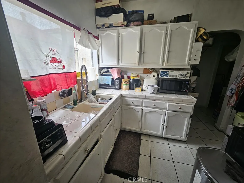 6519 Middleton Street Huntington Park, CA 90255